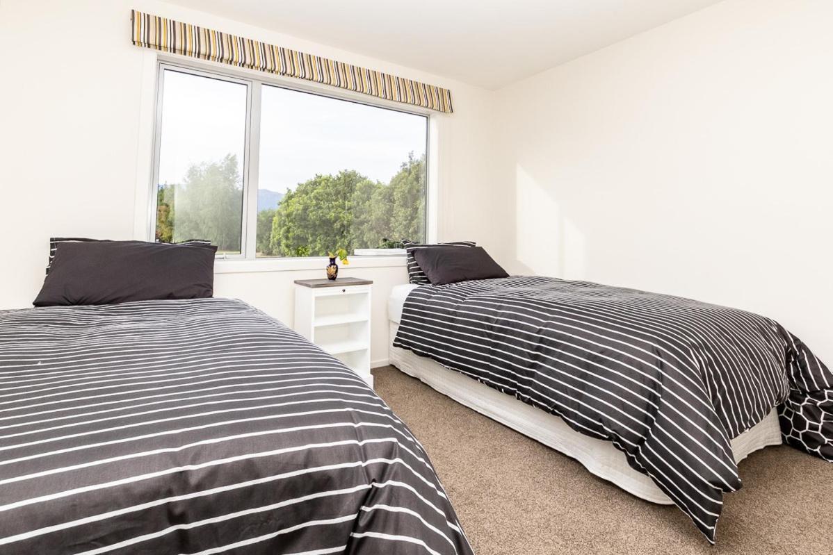 Poppa Pete'S - Te Anau Holiday Home Екстер'єр фото