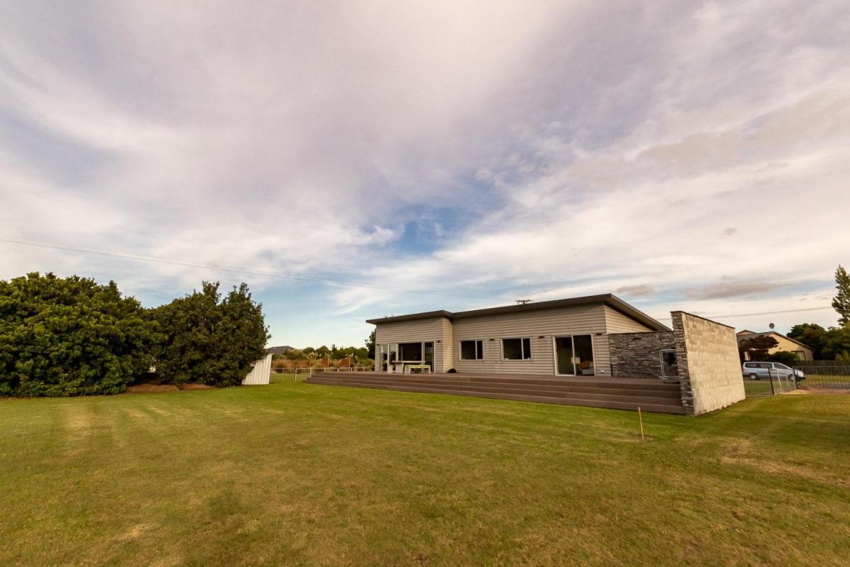 Poppa Pete'S - Te Anau Holiday Home Екстер'єр фото